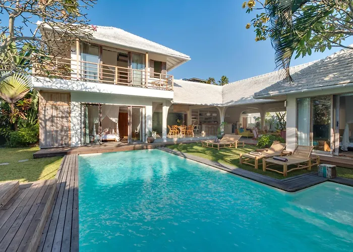 Anicca - Sunny Colorful 4br Umalas With Private Pool And Rooftop Lounge * Canggu (Bali)