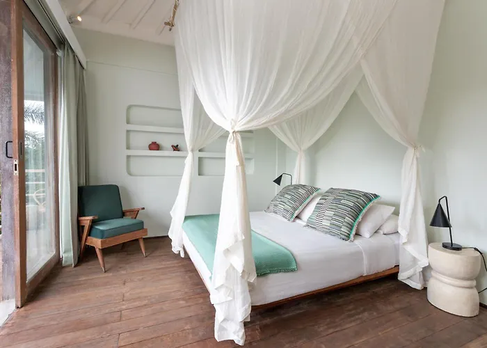 Anicca - Sunny Colorful 4br Umalas With Private Pool And Rooftop Lounge Villa *