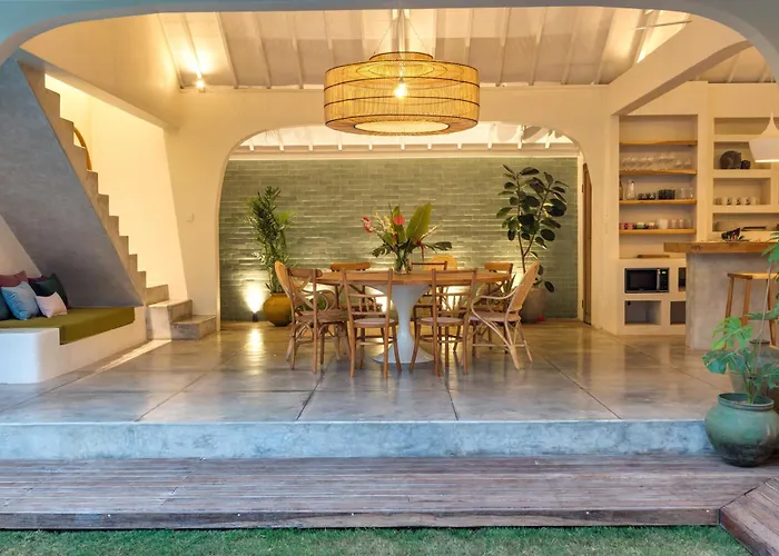 Anicca - Sunny Colorful 4br Umalas With Private Pool And Rooftop Lounge Villa