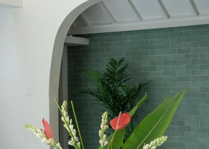 Anicca - Sunny Colorful 4br Umalas With Private Pool And Rooftop Lounge Villa