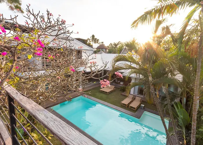 Anicca - Sunny Colorful 4br Umalas With Private Pool And Rooftop Lounge Villa Canggu (Bali)