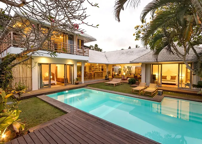 Anicca - Sunny Colorful 4br Umalas With Private Pool And Rooftop Lounge * Canggu (Bali)