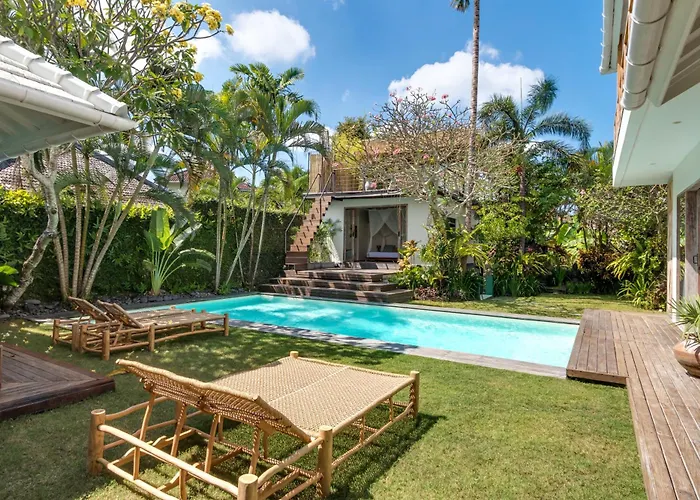 Anicca - Sunny Colorful 4br Umalas With Private Pool And Rooftop Lounge Villa *