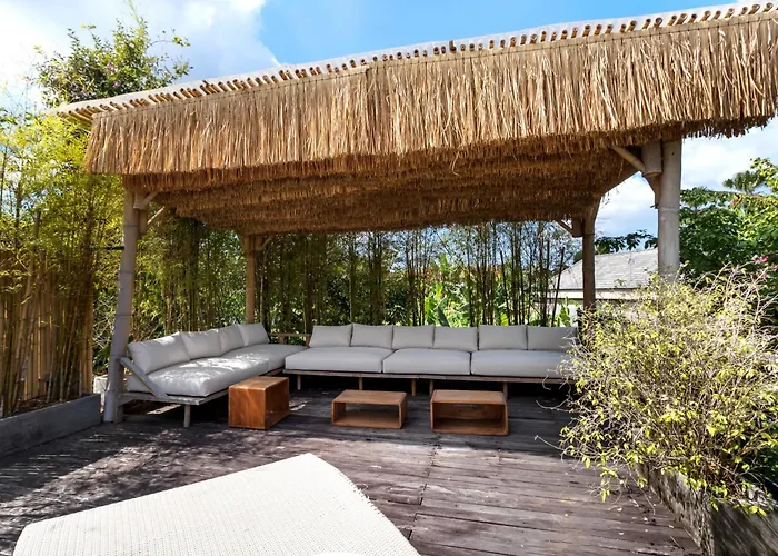 Anicca - Sunny Colorful 4br Umalas With Private Pool And Rooftop Lounge